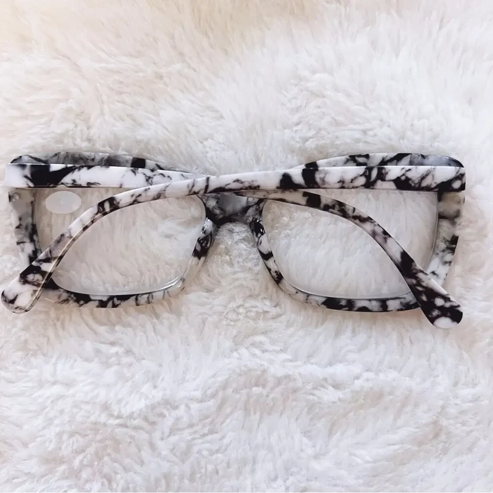 Leila White Marble Cateye Oversized Reader Glasses - Picture 10 of 10